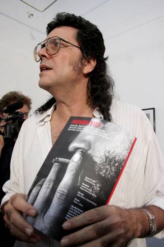 El realismo socialista es una aberración y convertirlo en política oficial fue uno de los grandes errores en la Unión Soviética y en los demás países del bloque soviético, dice Abel Prieto. Imagen de archivo, tomada en 2006